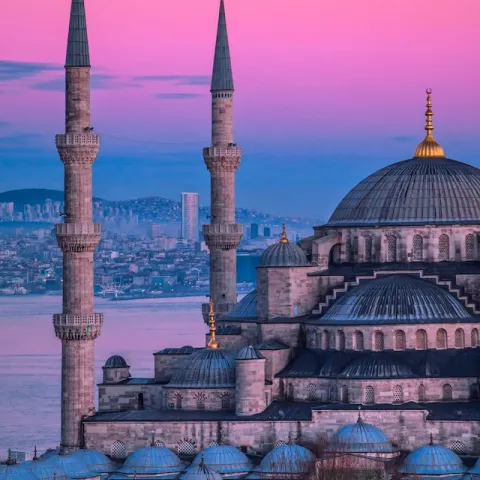 Istanbul © Fatih Yürür / Unsplash
