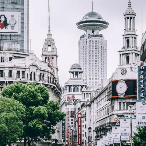 Shangai © Hanny Naibaho / Unsplash